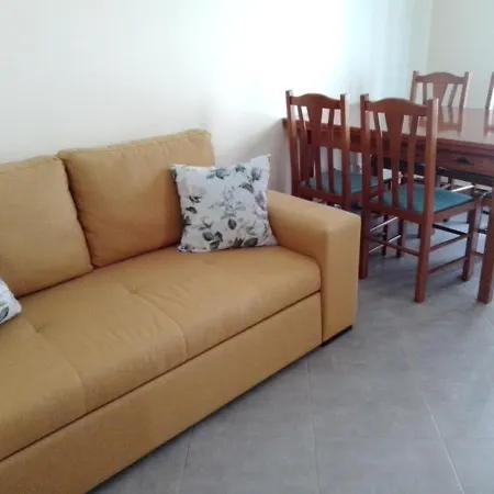 - Grao D' Areia Назаре